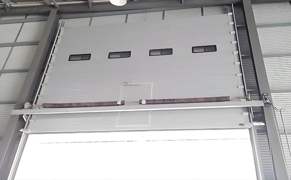 喀什工业滑升门