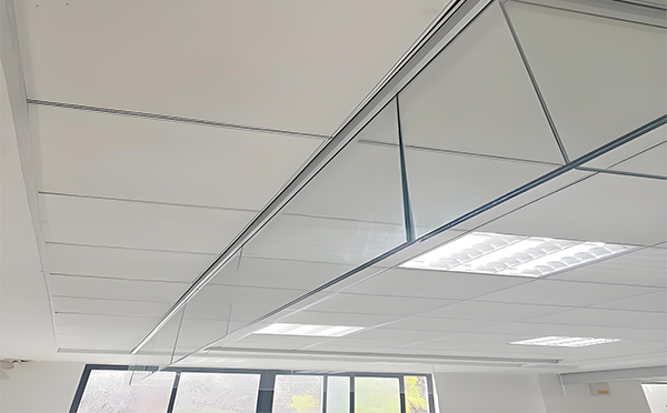 喀什玻璃挡烟垂壁