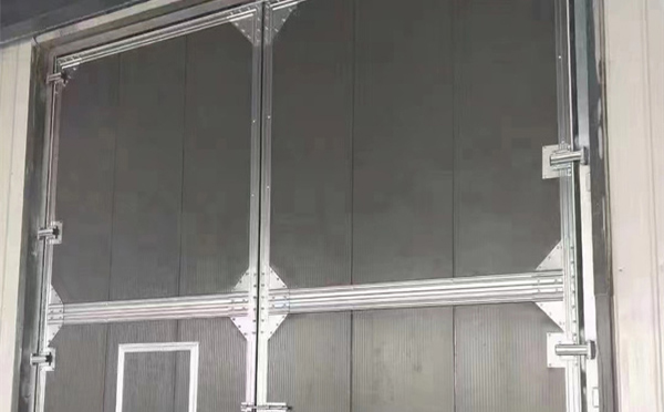 喀什兰州厂房喀什工业门选购与使用指南：打造高效安全的生产环境