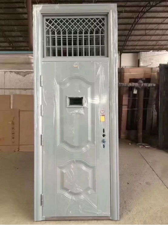 喀什学校教室门 喀什学校教室门