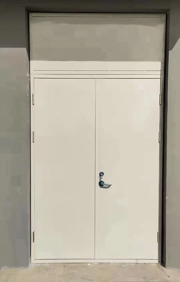 展览馆项目完成大跨度喀什防火门安装